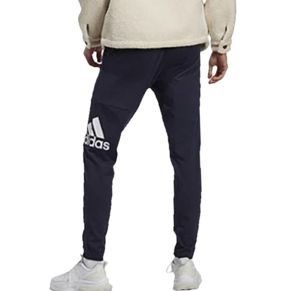 NWT Adidas Sweatpants Drawstring Tapered Regular Fit Elastic Waistband Small